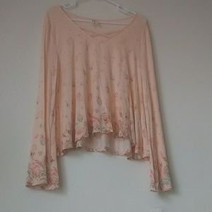 NWT Mudd Cross Front Bell Sleeves